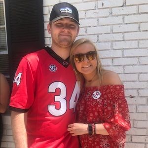 Meet your Posher, Elizabeth